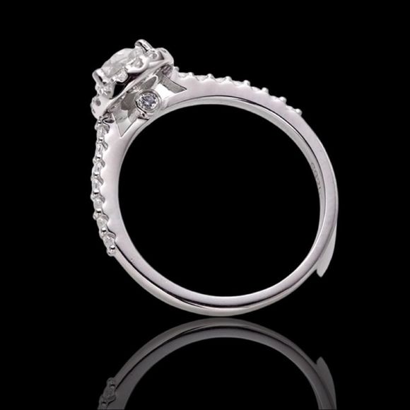 💯% AUTHENTIC! VVS1 💎1 Ct Pear Cut Moissanite Ring w/ Halo TESTS + for DIAMOND - Picture 4 of 6